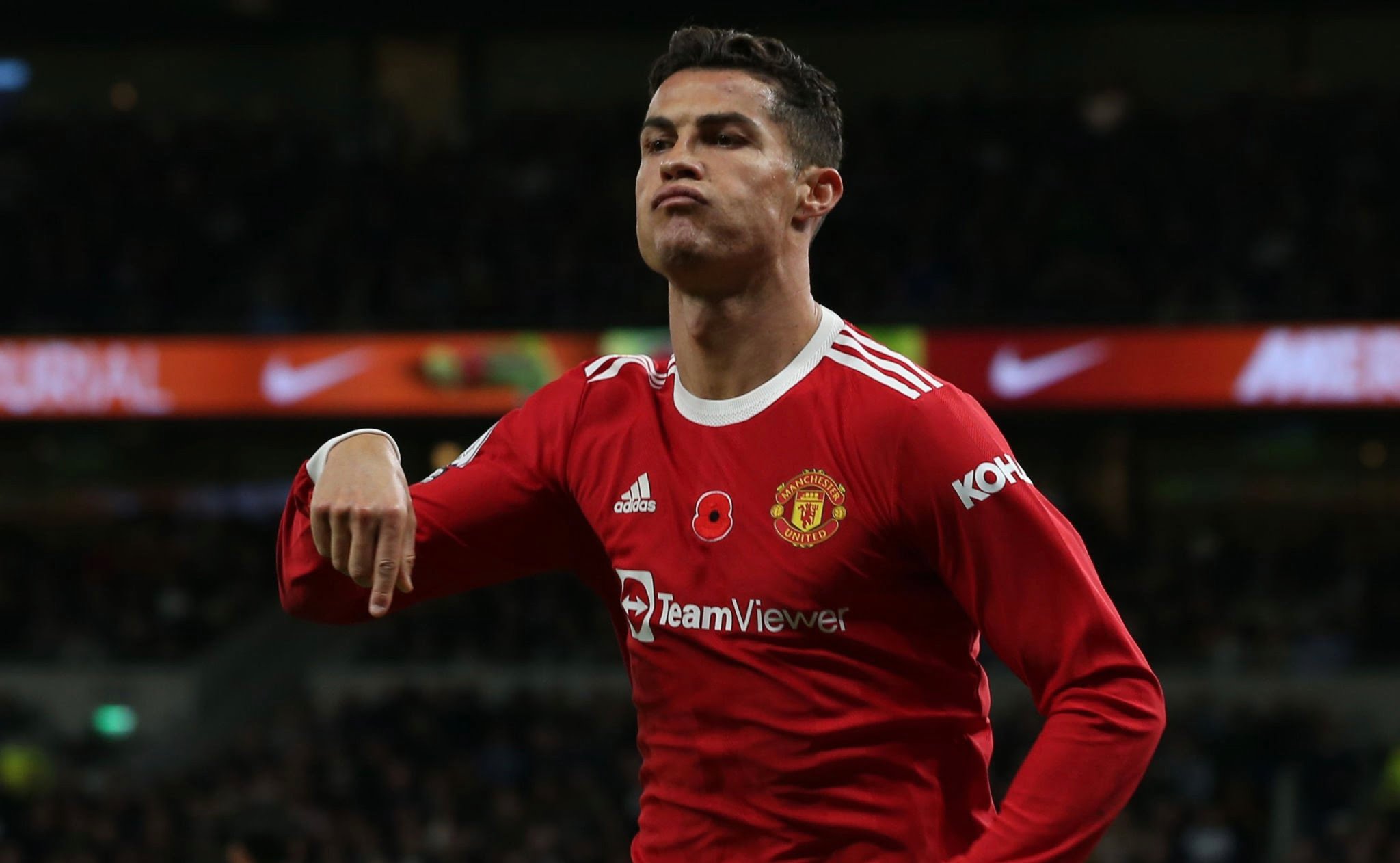 Хет форварда 4 буквы на т. Криштиану роналду манчестер юнайтед 2022. Манчестер юнайтед 2022. Фото роналду в мю. Роналду хет трик.